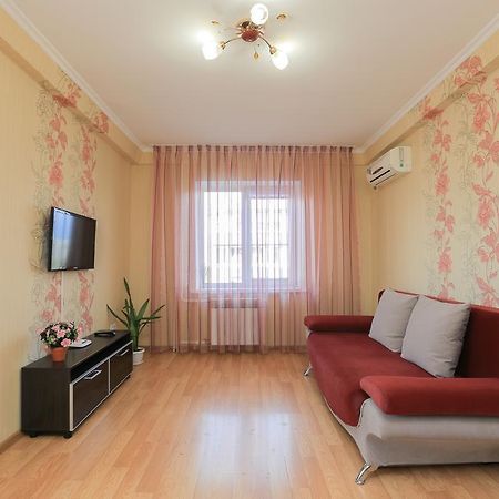 Apartment On Obolonskiy Prospect 12 Kiev Exterior foto
