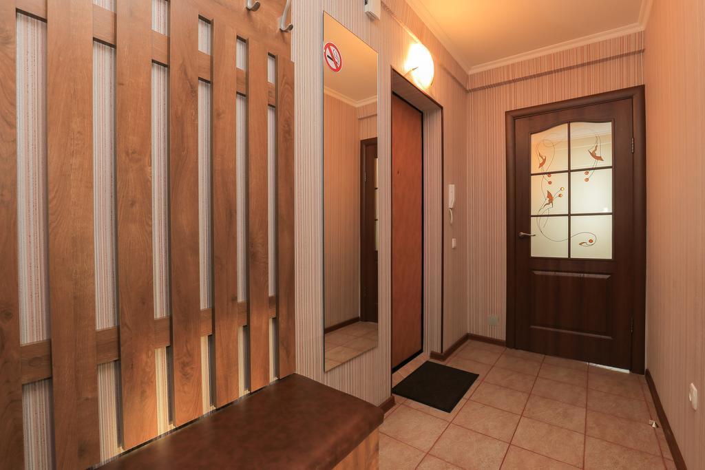 Apartment On Obolonskiy Prospect 12 Kiev Exterior foto
