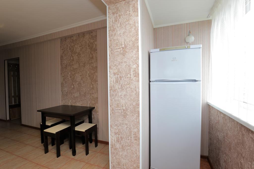 Apartment On Obolonskiy Prospect 12 Kiev Exterior foto